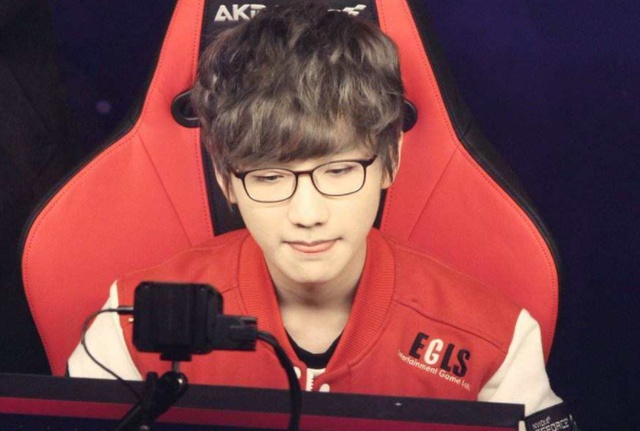 也说明他在 也说明他在