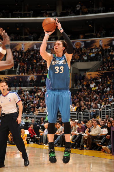 球市场的竞 球市场的竞